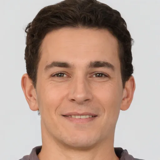 Reviewer Headshot